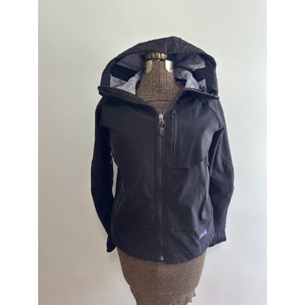 Patagonia black fleece lined jacket size S